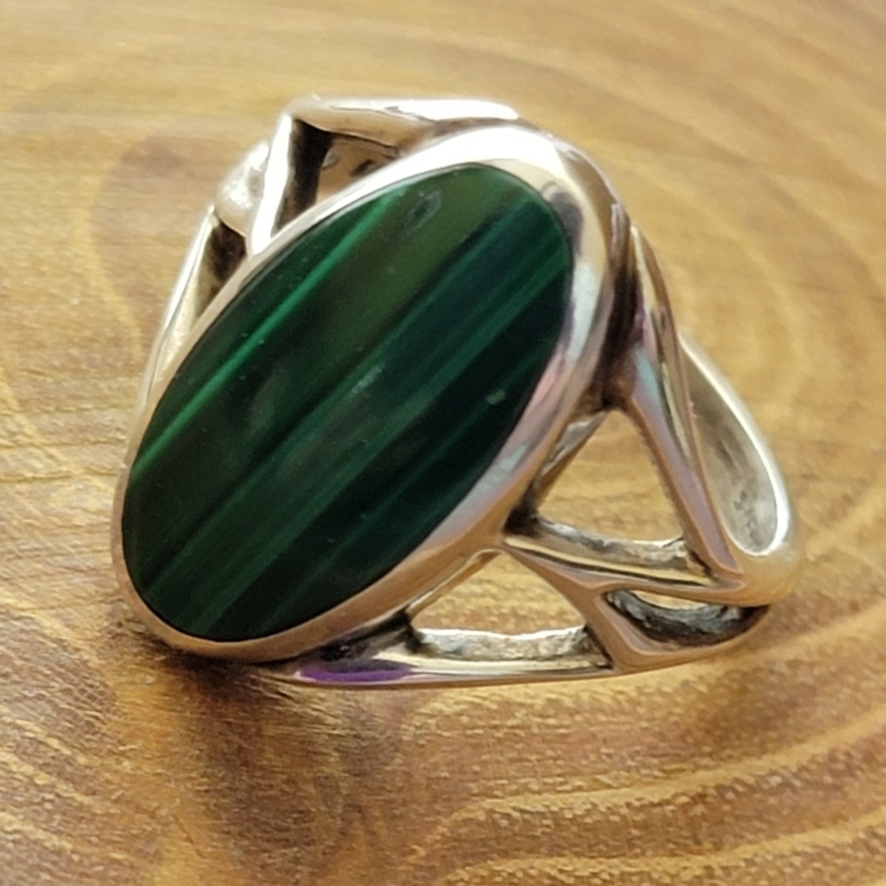 Malchite Elegant Silver Ring